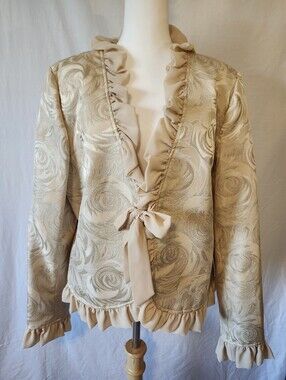 Tres You Ruffled Tie-Front Women's Jacket in Champagne